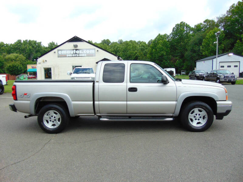 chevrolet silverado classic 1500 2007 1GCEK19Z27Z118709 image chevrolet silverado classic 1500 2007 1GCEK19Z27Z118709 image